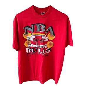 Vintage Chicago Bulls Back to Back World Champions 1991 1992 T-Shirt